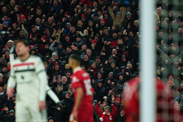 表现还是场 表现还是场